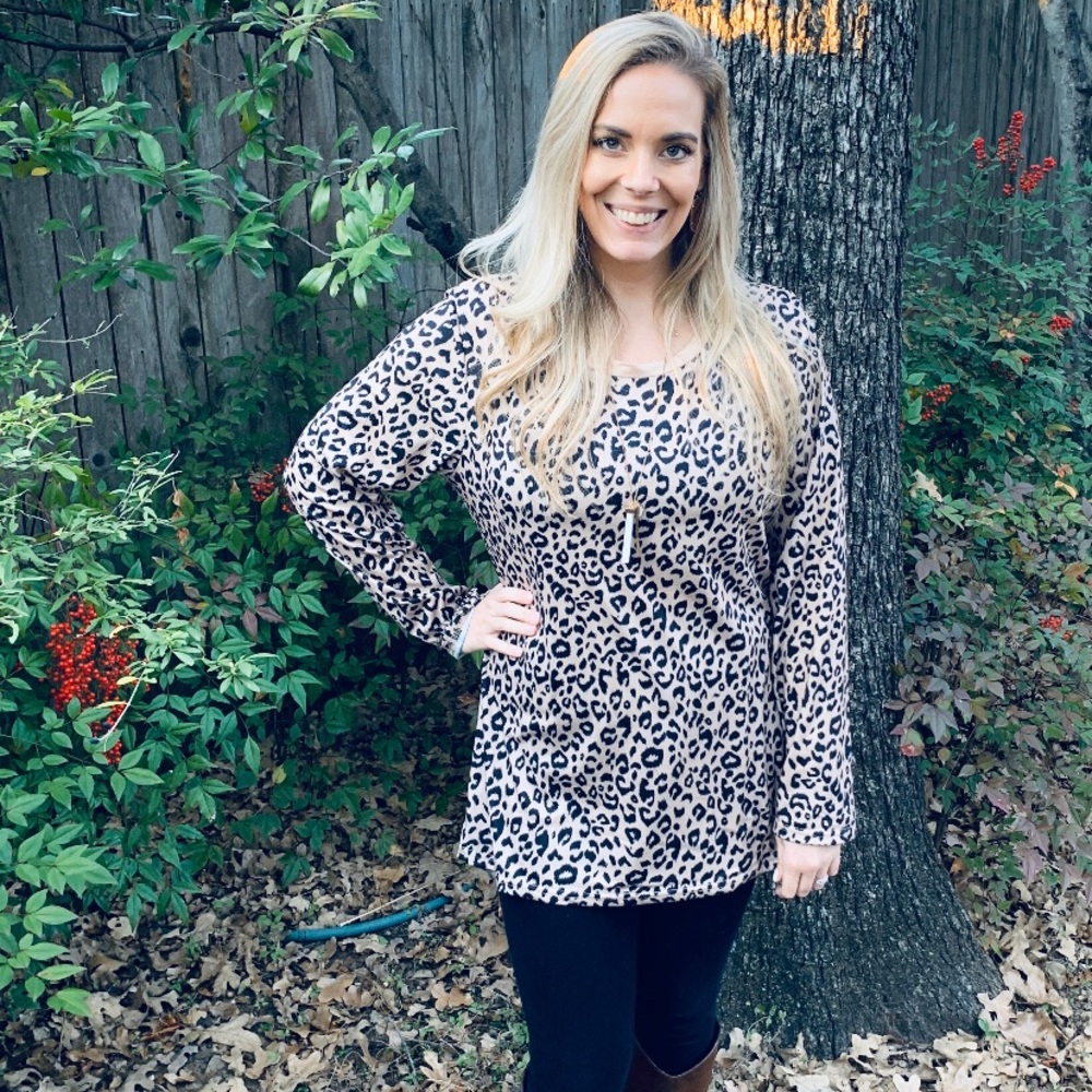 Leopard print long sleeve top
